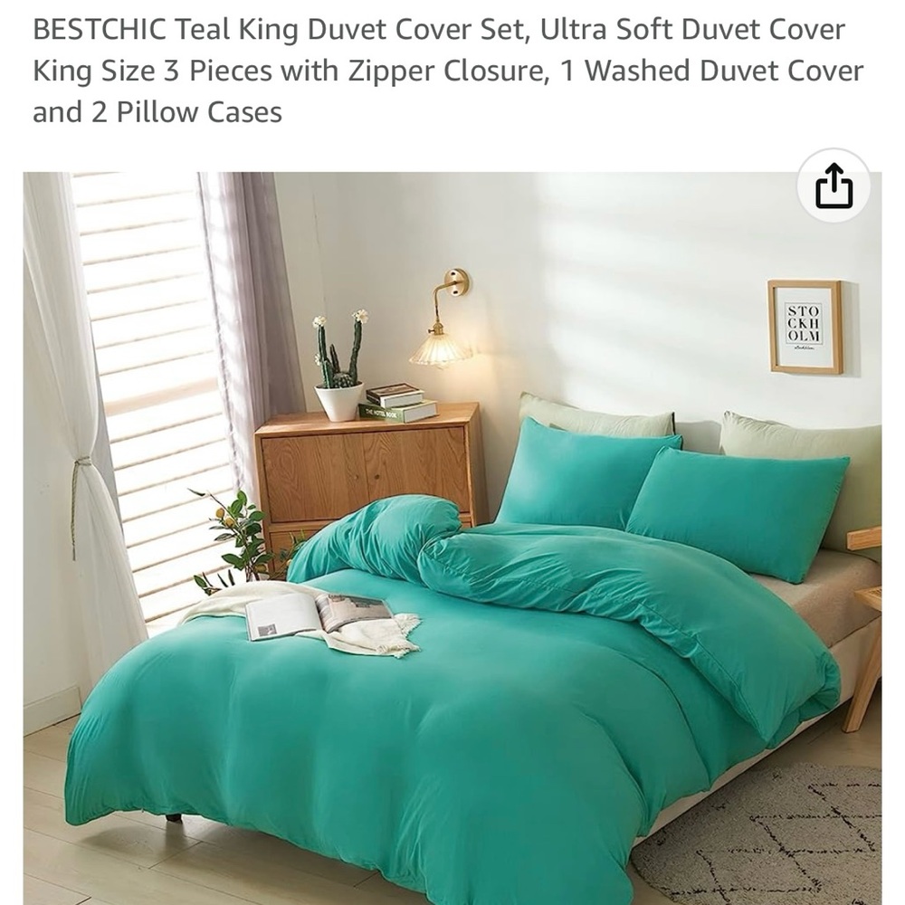 King Size Duvet 3 piece set. Beautiful Teal greenish blue color